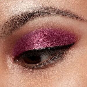 Stila Pigalle Shimmer & Glow Liquid Eye Shadow- shimmering cranberry
